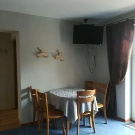 Apartamenty Dom Nad Jeziorem Gleboczek Exterior photo