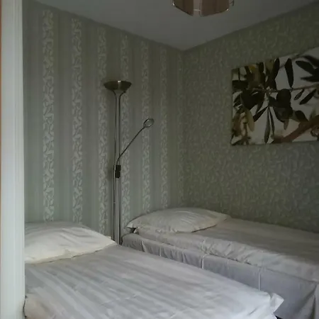 Apartamenty Dom Nad Jeziorem Gleboczek Exterior photo